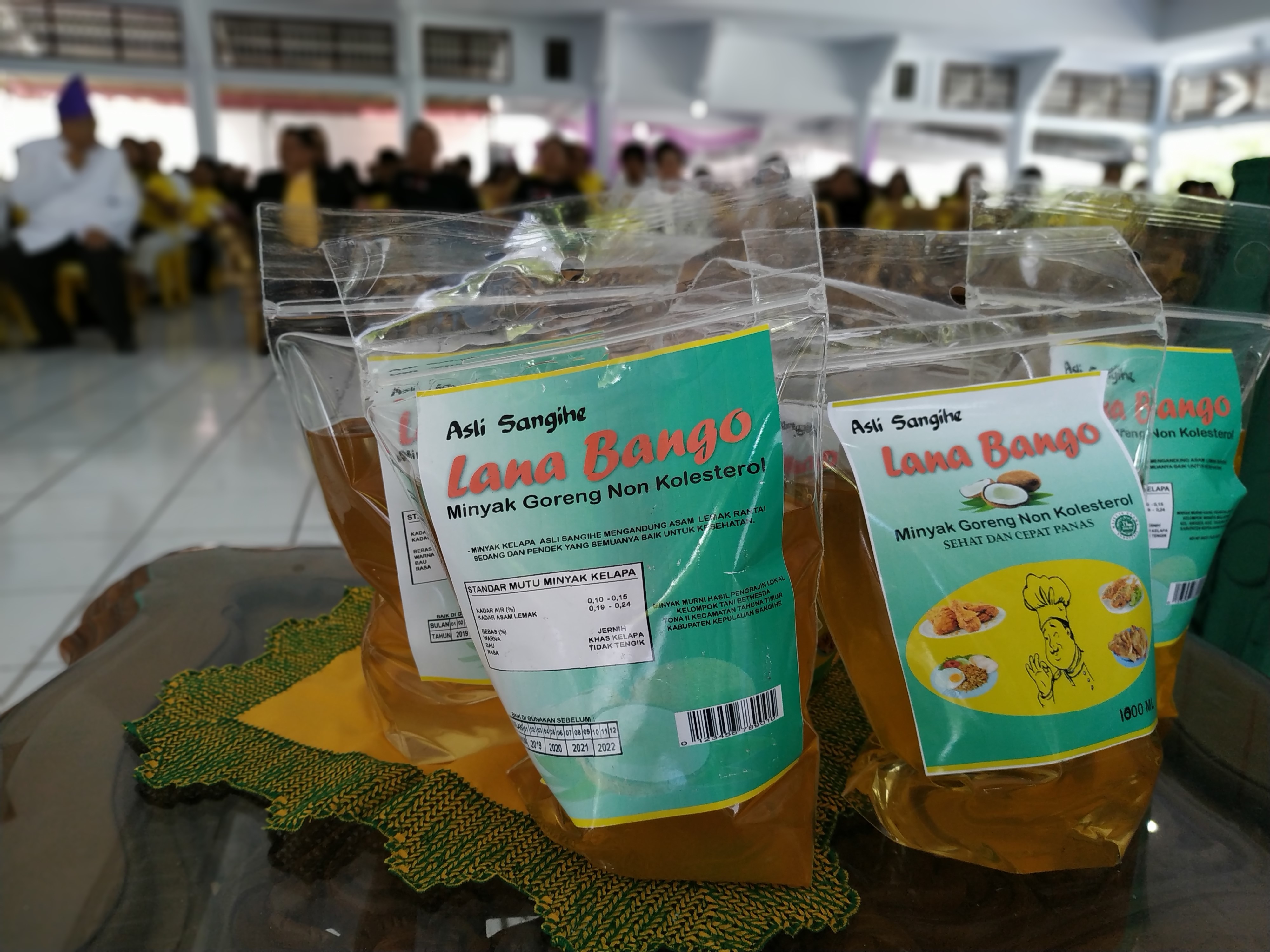Mengenal Lana Bango, Produk Asli Minyak Kelapa Sangihe