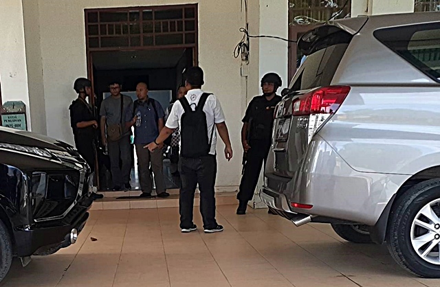 KPK Geledah Dinkes Talaud, ada Kasus Lain?