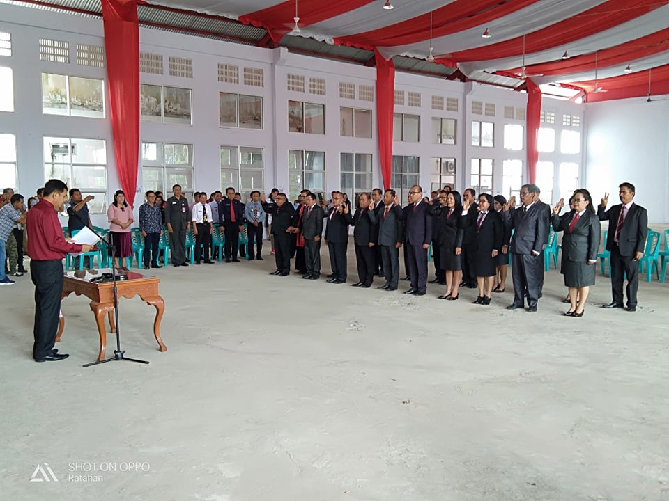 18 Pejabat Eselon II Pemkab Mitra Resmi Dilantik