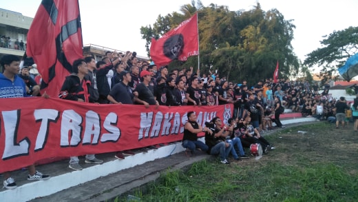 Pro Kontra Keluhan Mahalnya Harga Tiket Sulut United