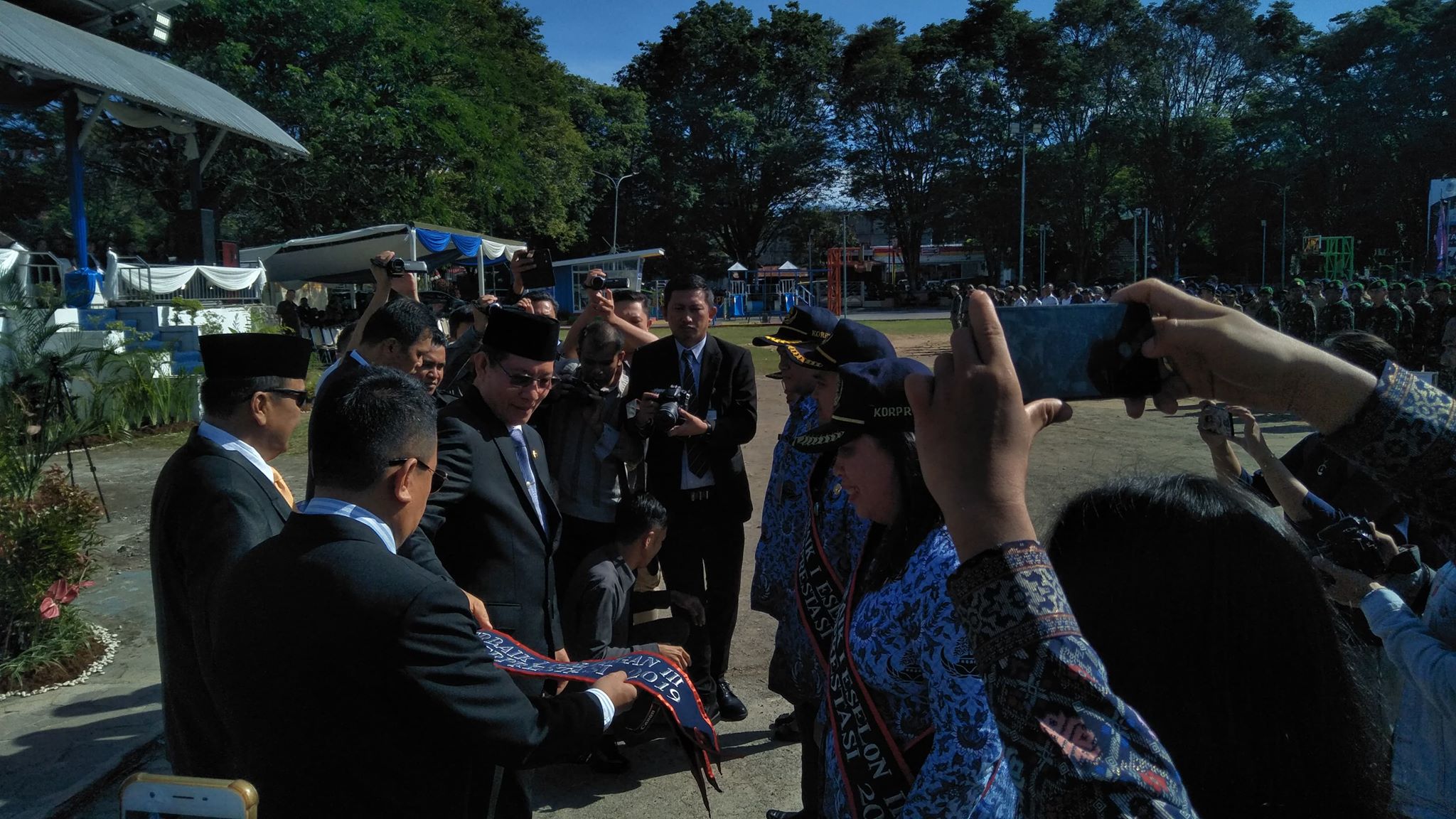 Warga Nikmati Listrik Padam, Vicky: Manado Makin Maju di Usia 396