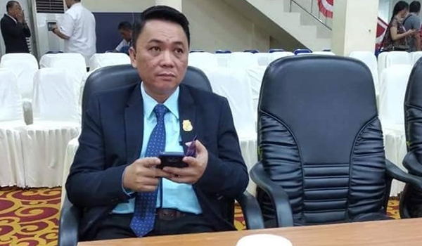 Goresan Puisi Fredrik Tangkau Merenungi Kemerdekaan