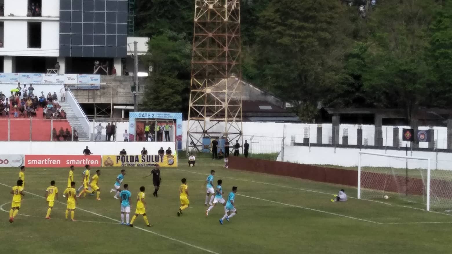 Babak I Sulut United Vs Persik Kediri, 3 Kali Penalti