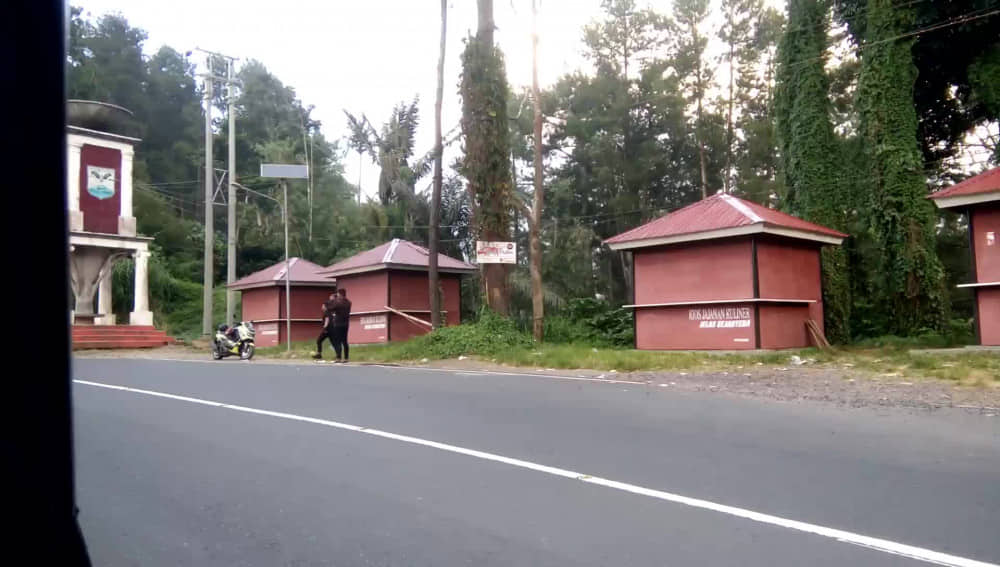 Lama Terbengkalai, Kios Kuliner Gunung Potong Mulai Digunakan