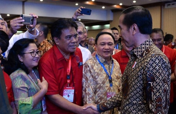 Jokowi Ingatkan Soal Berita Hoax pada Pria Kaum Bapa PGI