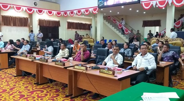 Dua Politisi Perempuan Pimpin DPRD Manado