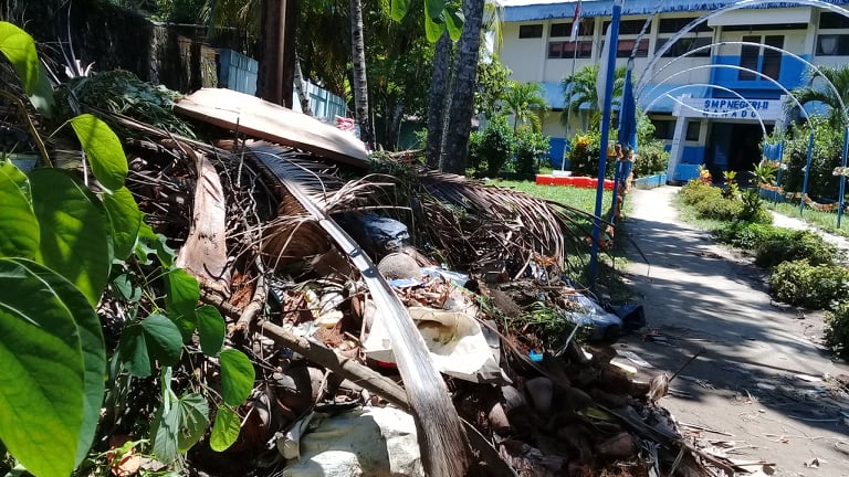 SMP Langganan Banjir, Pemkot Manado Tak Peduli dan Lagu Keprihatinan