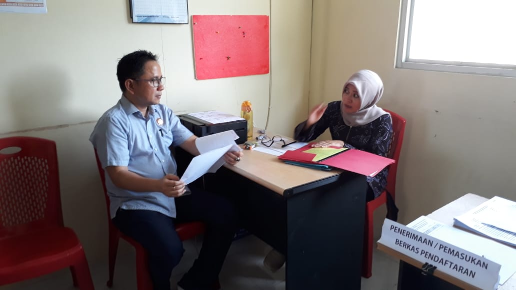 Pendaftar Membludak Injuri Time Pendaftaran Calon Panwascam di Manado