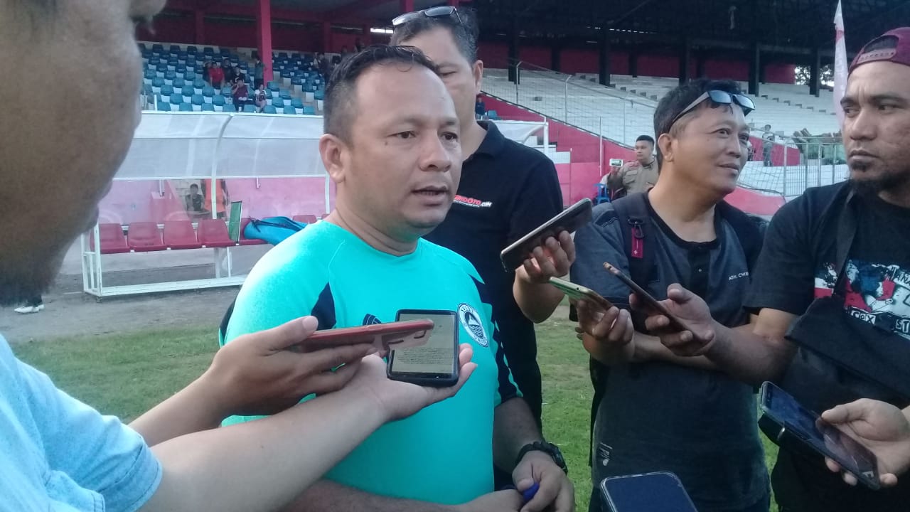 Latihan Pindah Tomohon, Laga Ujicoba Sulut United vs Persmin di Stadion Klabat