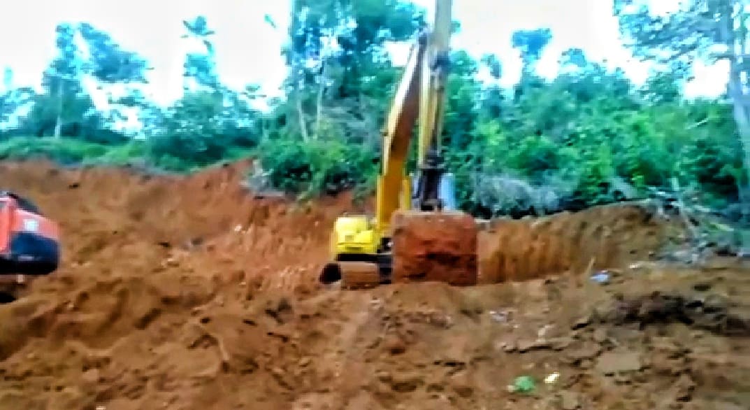 Rakyat Ditangkap Menambang di Sangihe, Pemodal dengan Ekskavator tak Tersentuh