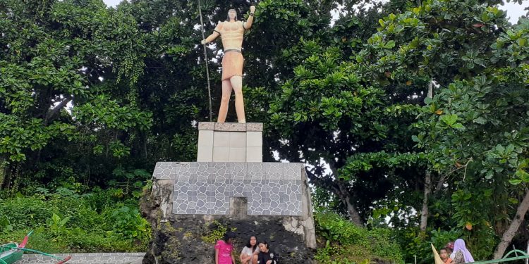 Patung Dotu Unsong Bahewa tak Seperkasa Semasa Hidupnya