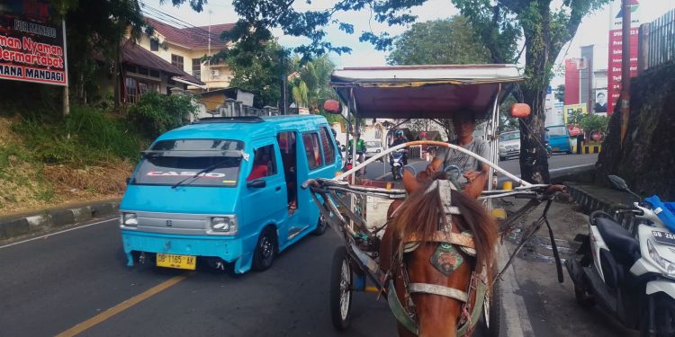 Kusir Bendi, Antara Tradisi Keluarga dan Gempuran Ojek Online