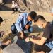 KKT Mahasiswa Unsrat Bersihkan Coretan di Gunung Lokon Tomohon