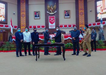Keluhan Warga Dipenuhi, Olly Dondokambey Sebut Cengkih Tembus Rp60 Ribu