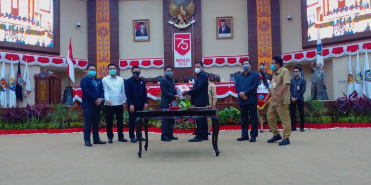 Keluhan Warga Dipenuhi, Olly Dondokambey Sebut Cengkih Tembus Rp60 Ribu