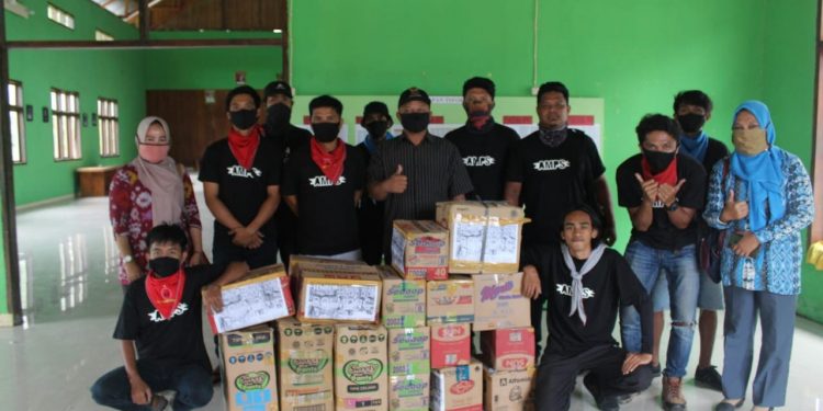 Pemuda-Mahasiswa Sangihe Salurkan Bantuan Bencana ke Bolmong dan Bolsel