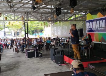 Harley Mangindaan dialog terbatas dengan masyarakat Kota Manado di Sario dan Wanea