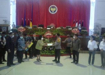 Kapolda Sulut saat berada di Unima Tondano