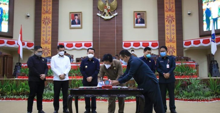 Penetapan Perda APBD Sulut 2021 dan Fatoni Pamit