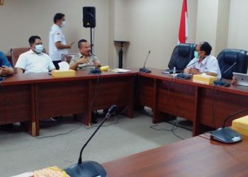 Diskusi 3 legislator DPRD Provinsi Gorontalo dengan jajaran DPRD Sulut