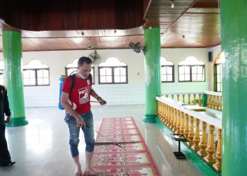 Bersihkan Rumah Ibadah dalam Rangkaian HUT PSI