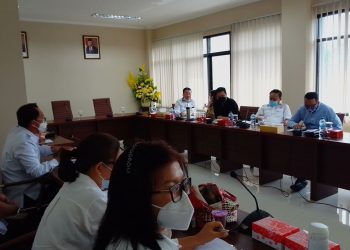 Libatkan Masyarakat Atasi Eceng Gondok di Danau Tondano