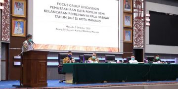 Walikota Manado memberikan sambutan saat FGD Pemutakhiran Data Pemilih antara Pemkot Manado dan pelaksana pemilihan. (foto: dok Humas Pemkot Manado)