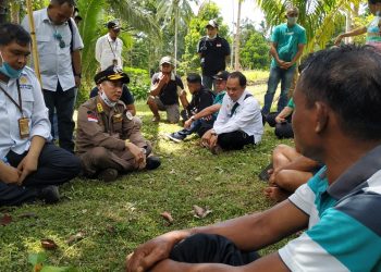 Motivasi Bangun Pertanian Lewat Kunjungan Staf Khusus Kementan di Sangihe