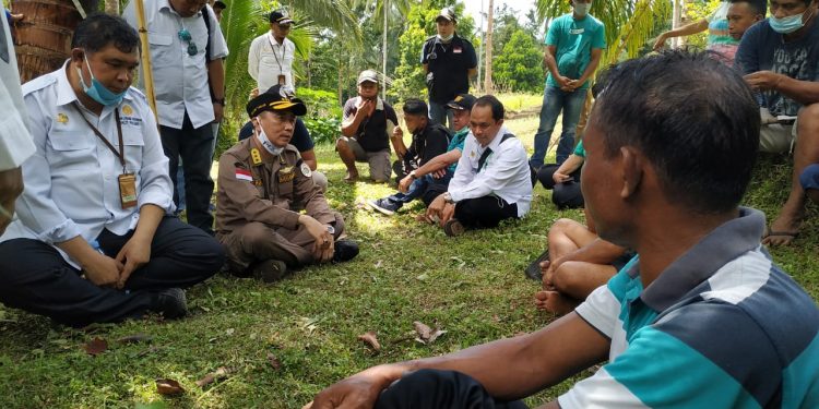 Motivasi Bangun Pertanian Lewat Kunjungan Staf Khusus Kementan di Sangihe