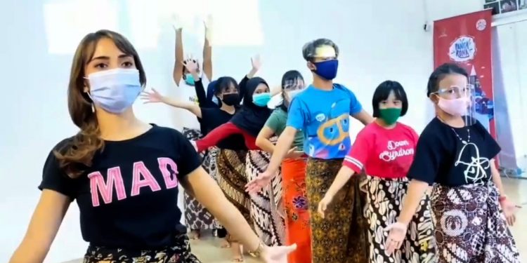 Cara Unik Empat Seniman Indonesia Atasi Krisis Sosial Ekologi