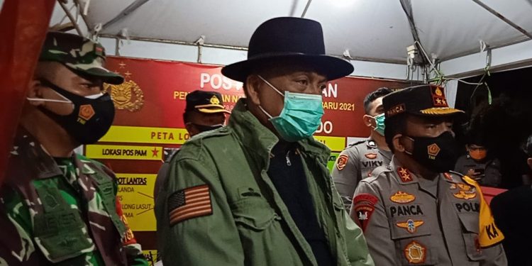 Kapolda Sulut Bersama Forkopimda Pantau Pos PAM Malam Pergantian Tahun