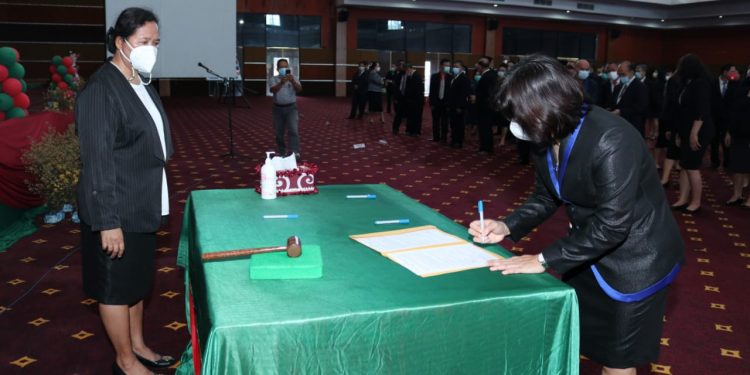 Pejabat Baru Polimdo Periode 2020/2024 yang Dilantik Maryke Alelo