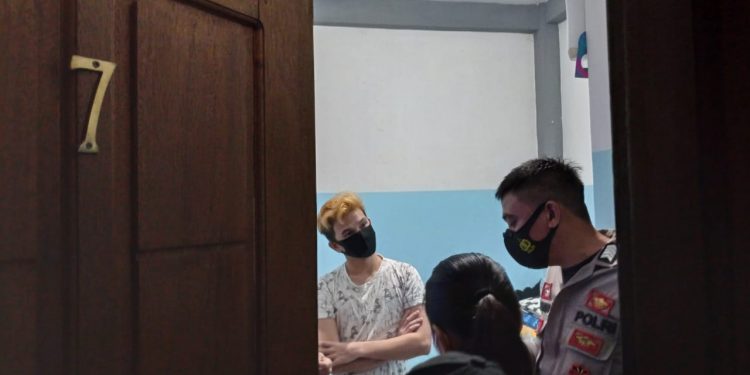 Kerja Keras Lurah Malalayang 1 Menjaga Warga di Tengah Pandemi