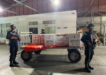 Polda Sulut Kawal Kedatangan 15 Ribu Vaksin Corona, Ini Kronologisnya