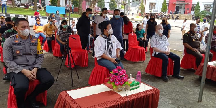 14 Pejabat Sitaro Penerima Vaksin Sinovac, 8 Orang Ditunda