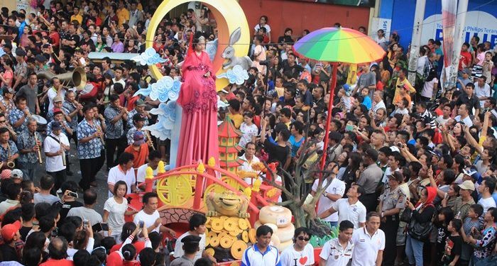 Cap Go Meh, perayaan keagamaan umat Konghucu, salah satu simbol toleransi di Kota Manado. (foto: ady/Barta1)