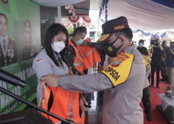 Launching Lingkungan Manado Tangguh, Ini Pesan Kapolda Sulut