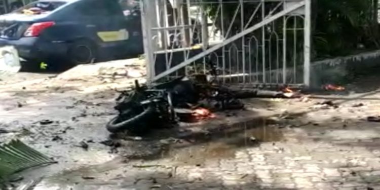 Bom Bunuh Diri di Gereja Katedral Makassar, Diduga Pelaku Tewas