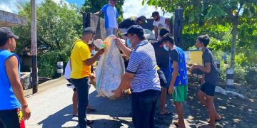 Camat Tamako Pimpin Aksi Bersih-Bersih Sampah di Beberapa Titik