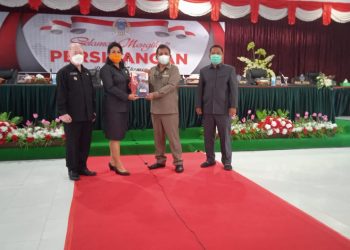 Evangelian Sasingen Sampaikan Pengantar LKPJ Kepala Daerah TA 2020