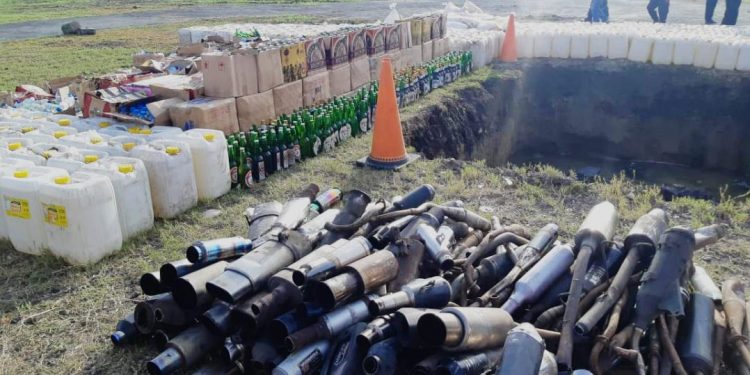 Polda Sulut Musnahkan Babuk, Termasuk Ribuan Botol Cap Tikus