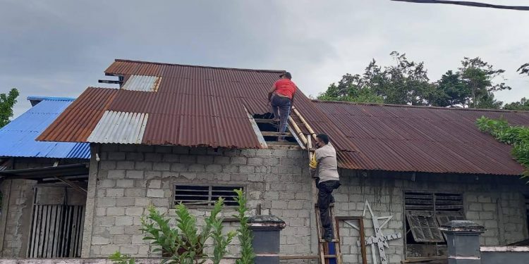 Badai Terjang Rumah-rumah di Talaud