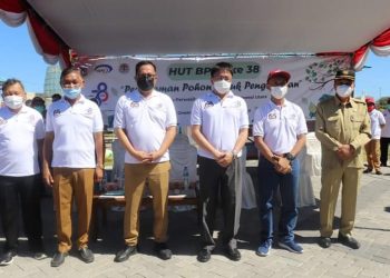 AARS Tanam Pohon di HUT BPKP Sulut ke-38