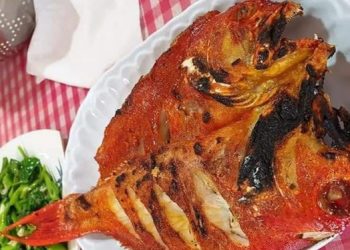 Ikan Bakar Rica Salah satu sajian andalan dari Rumah Makan Sunset Tahuna