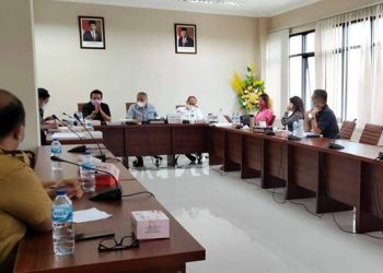 Pembahasan awal Ranperda Irigasi oleh Pansus (Foto Meikel Barta1.com)