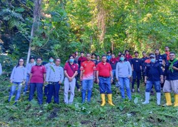 Kegiatan tanam pohon bersama yang diinisiasi KPA Hijau Bebas. (fotoI istimewa)