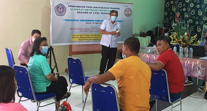 Program Pengabdian Masyarakat yang dijalankan Prodi Fisika FMIPA Unsrat di GBI Bailang