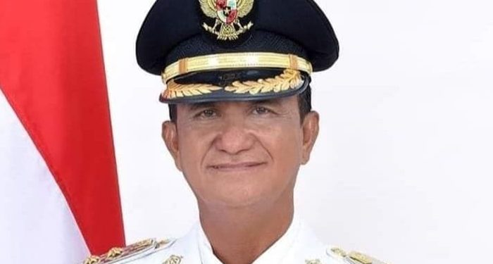 Wakil Bupati Sangihe Helmud Hontong semasa hidup