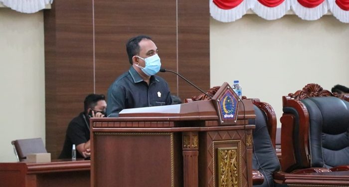 Yusra Alhabsyi menyampaikan pandangan Bapemperda terhadap 2 Ranperda inisiatif DPRD Sulut