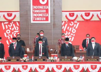 Suasana Paripurna mendengarkan pidato Presiden RI yang dilaksanakan DPRD Sulawesi Utara.
